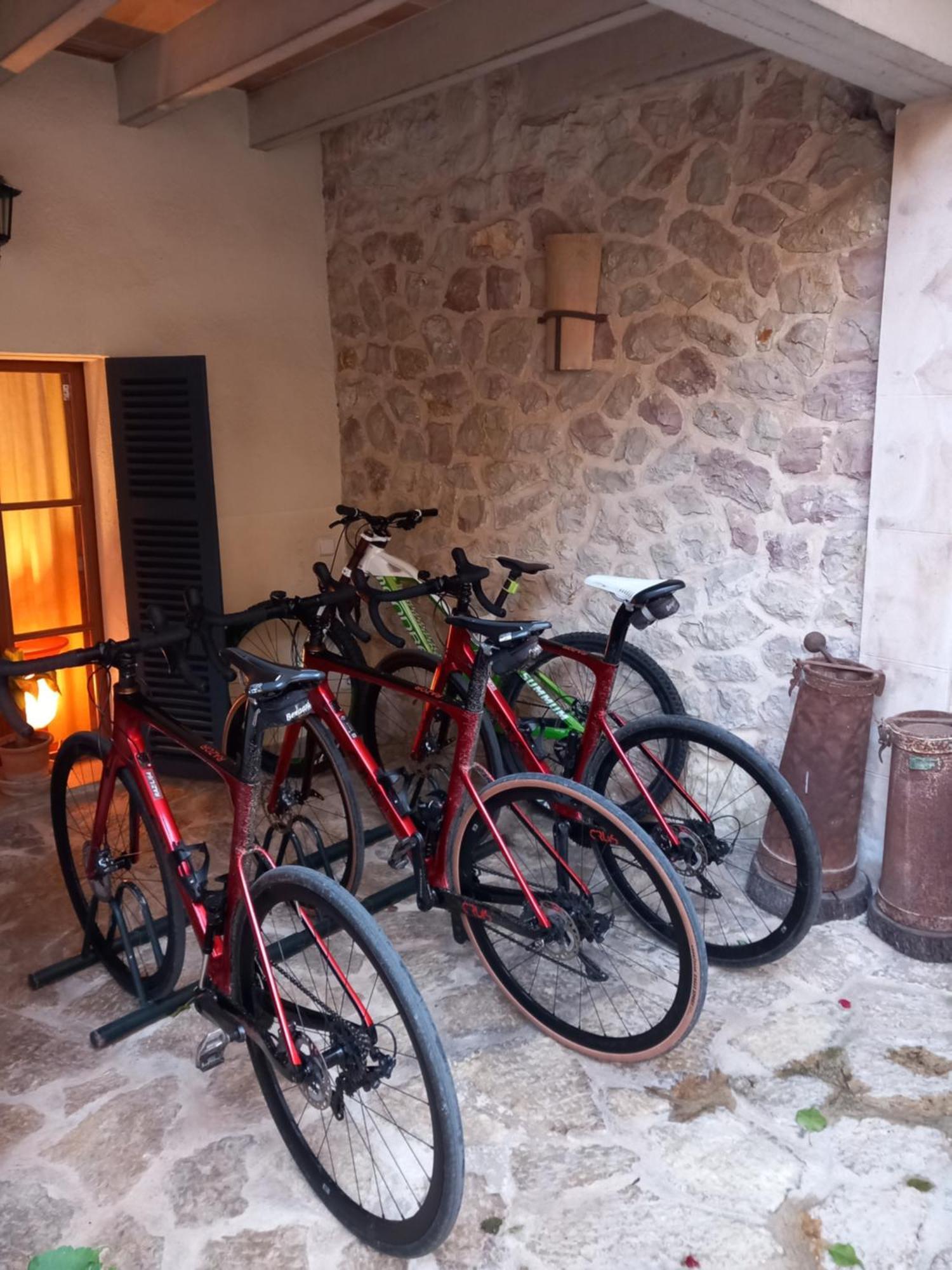 Townhouse Sa Casa Villa Sineu  Buitenkant foto